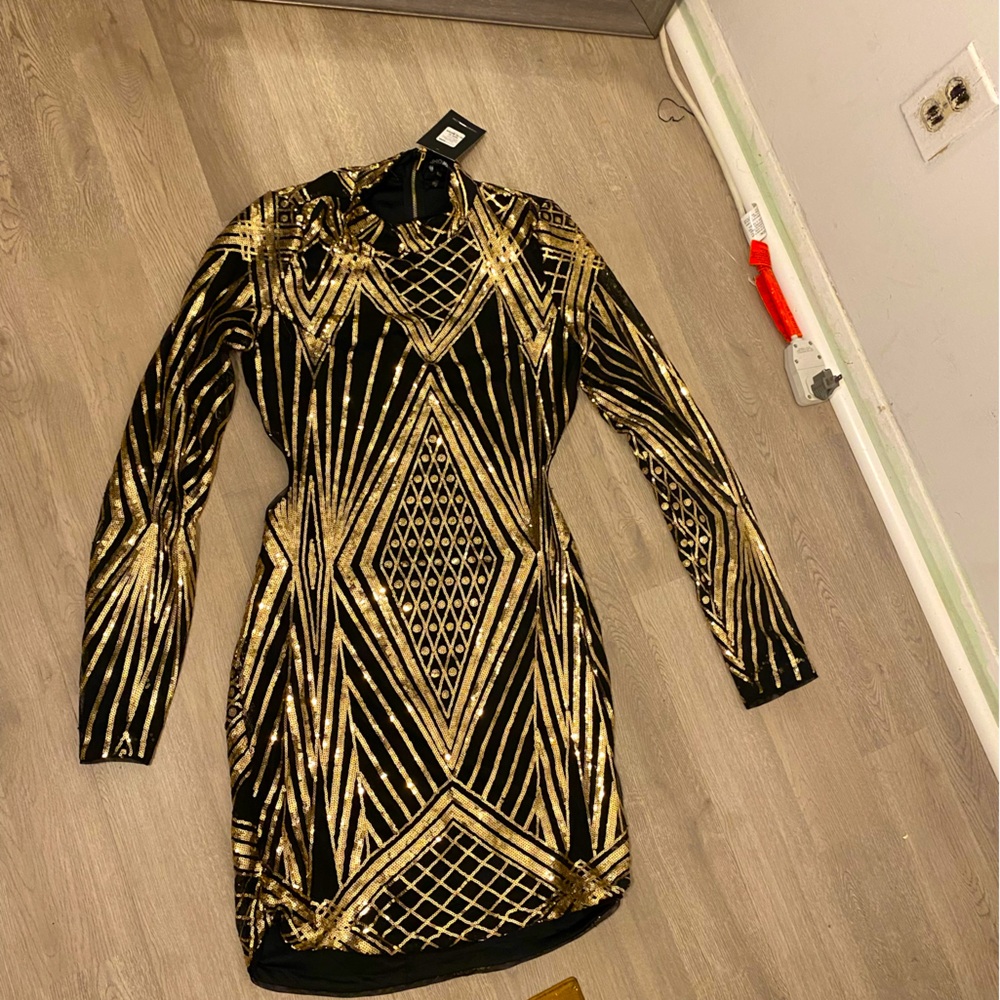 Gold Dress Open Back Long Sleeved Luxurious